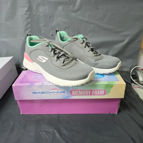 SKECHERS SKECH AIR TRAINERS - GREY AND GREEN - SIZE 7