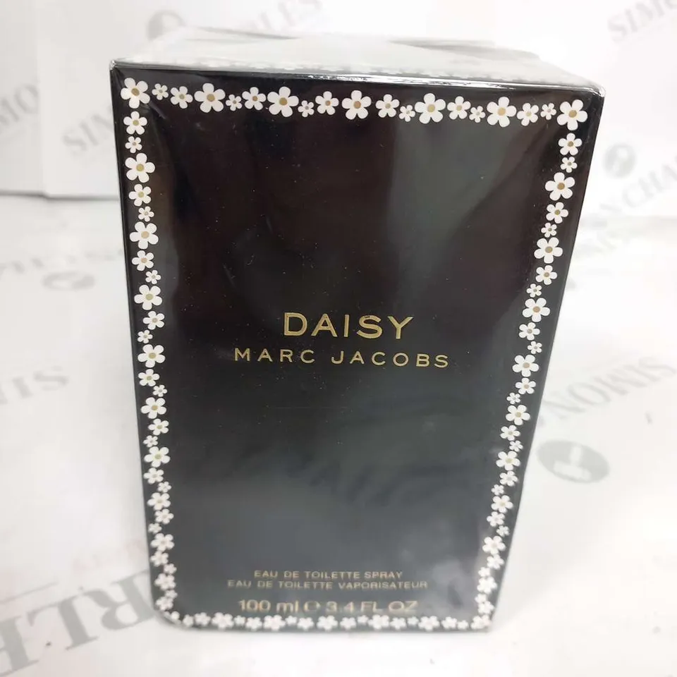 BOXED AND SEALED MARC JACOBS "DAISY" EAU DE TOILETTE, 100ML