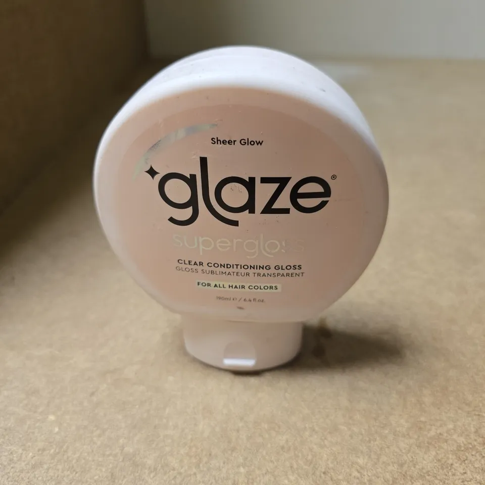 APPROXIMATELY 20 ASSORTED COSMETIC ITEMS INCLUDING CHILDS FARM BODY WASH , GLAZE SUPER GLOSS AND STRAWBERRY RESURFACING CREAM 