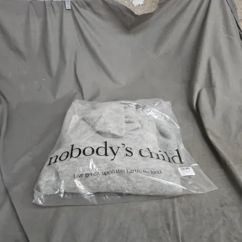 NOBODY'S CHILD OVERSIZED SCARF/JUMPER – GREY, UK M (EU M, USA M)