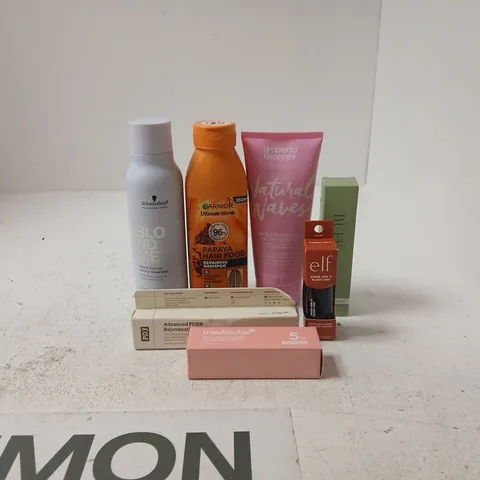 TOTE OF APPROXIMATELY 25 ASSORTED COSMETIC ITEMS TO INCLUDE MEDICUBE PINK COLLAGEN MULTI BALM, SCHWARZKOPF BOND REPAIR SHAMPOO, GARNIER SHAMPOO, E.L.F BLUSH TINT, UMBERTO GIANNINI ETC