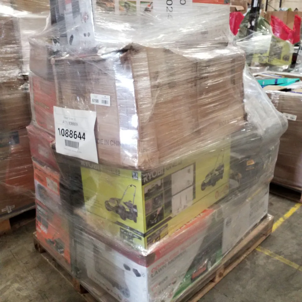 PALLET OF APPROXIMATELY 25 UNPROCESSED RAW RETURN HOUSEHOLD AND ELECTRICAL GOODS TO INCLUDE;