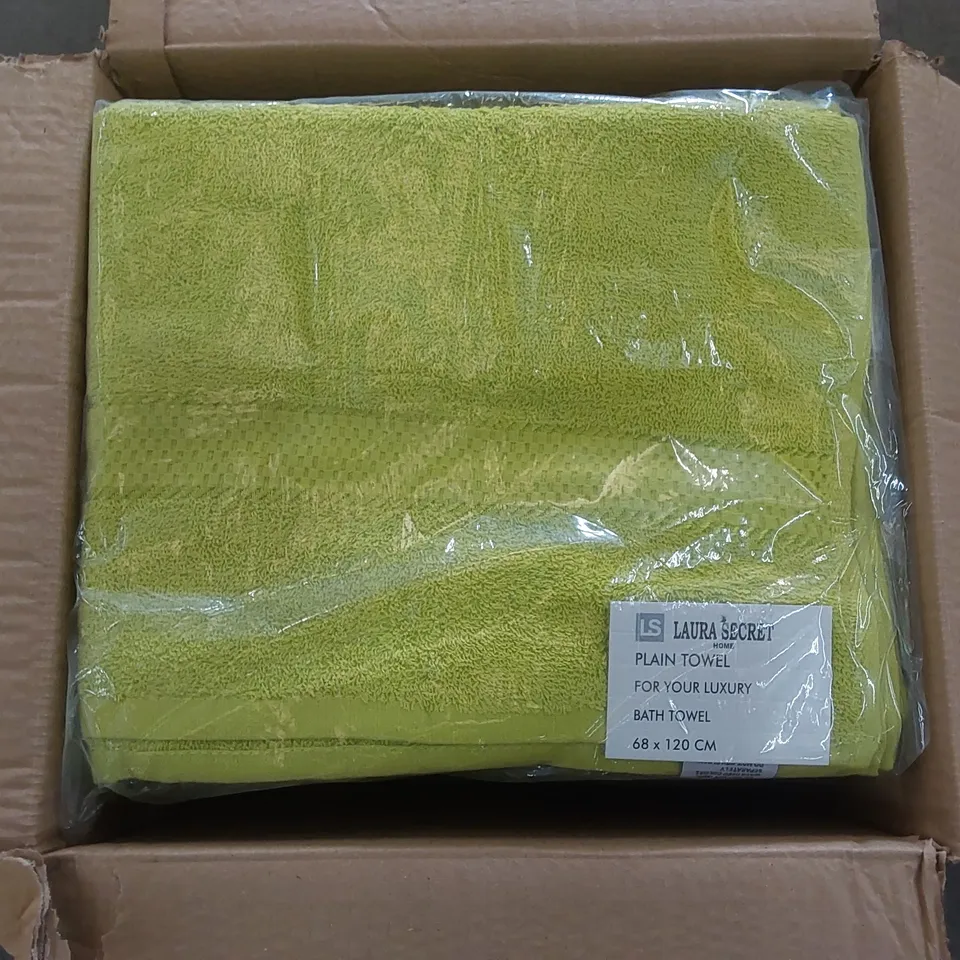 BOX OF APPROX 5 X LAURA SECRET PLAIN TOWEL SETS - GREEN// SIZE: 68 X 120cm