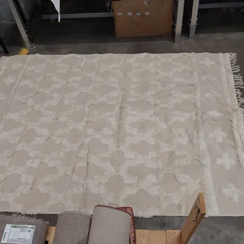 COTTON BEIGE AREA RUG // 160 X 230CM