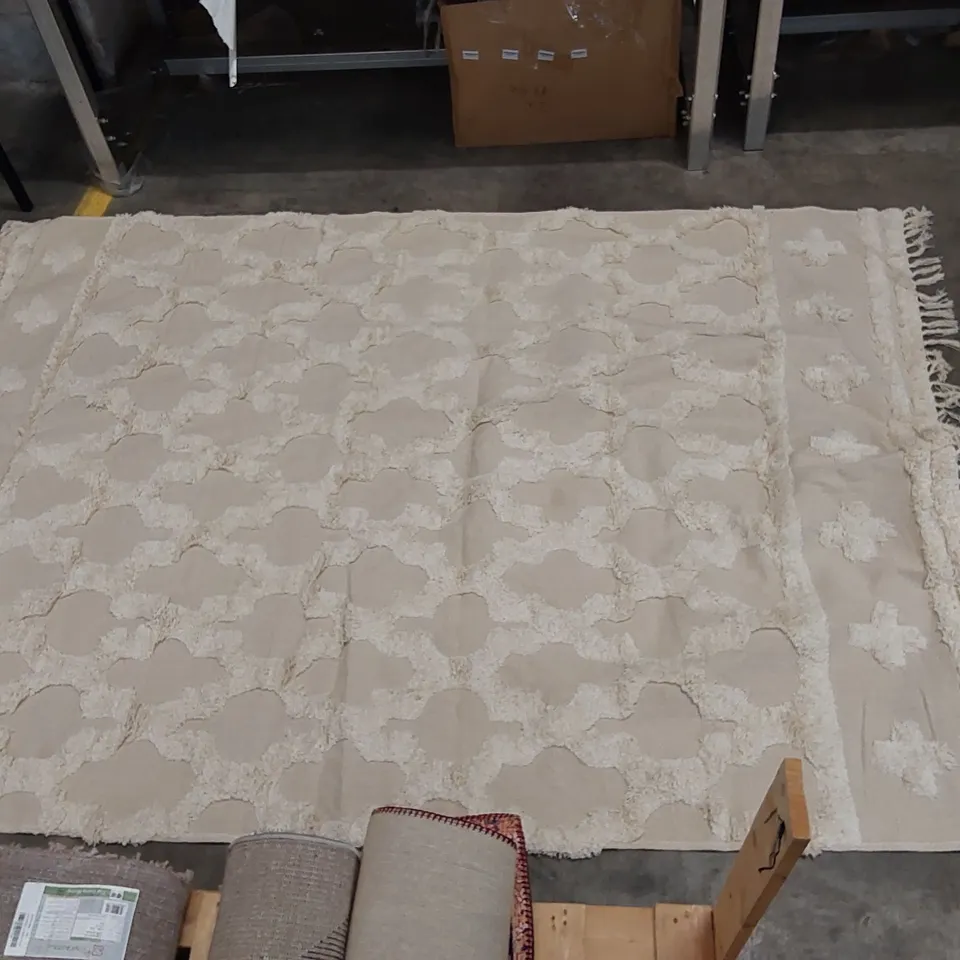 COTTON BEIGE AREA RUG // 160 X 230CM