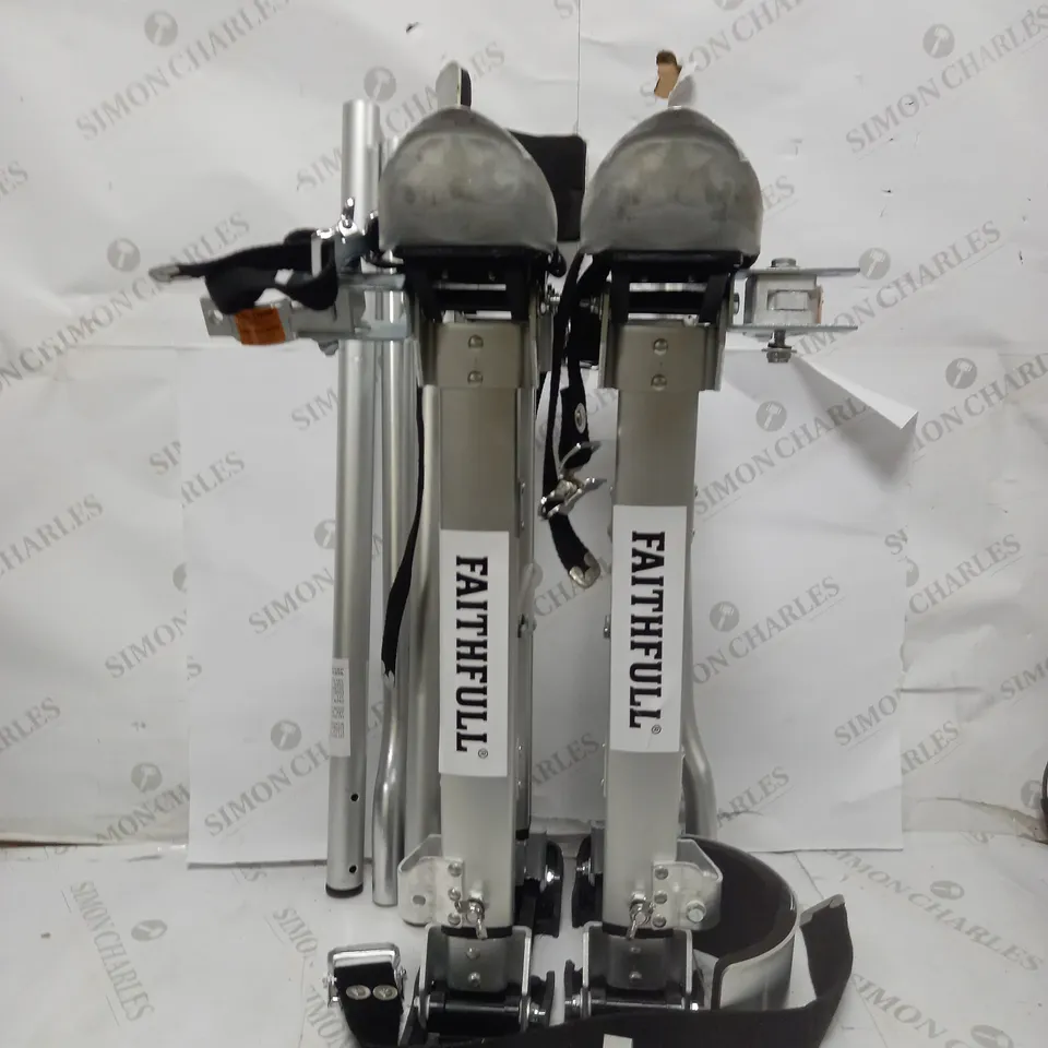 FAITHFULL DECORATORS STILTS