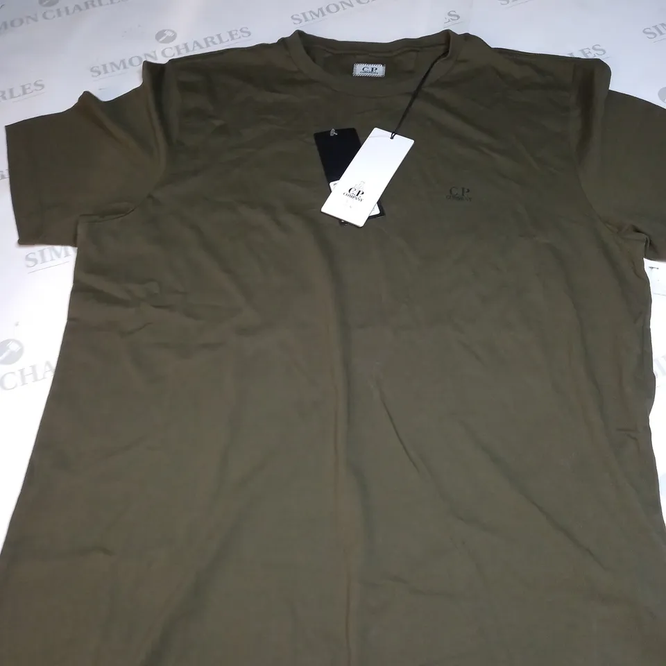 C.P. COMPANY LOGO T-SHIRT SIZE L 