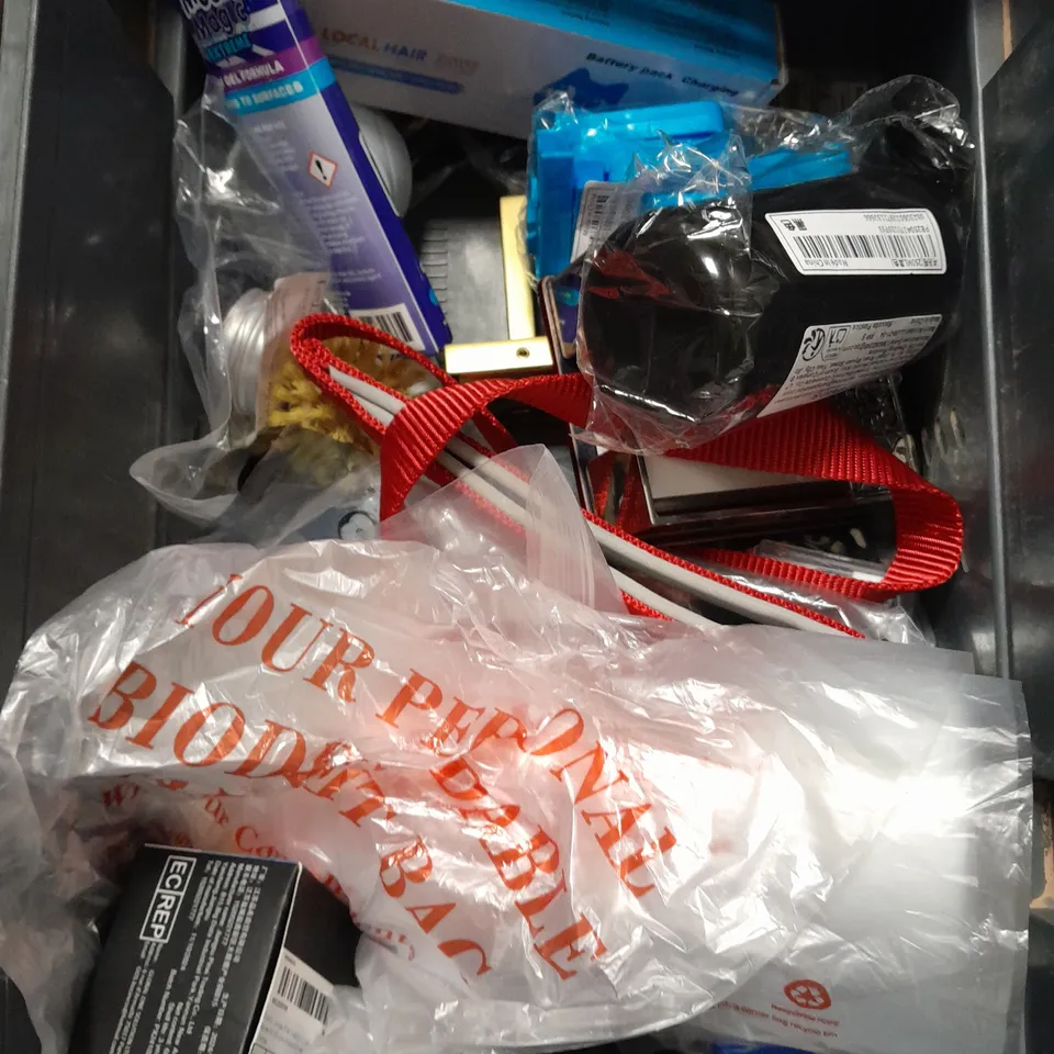APPROXIMATELY 10 HOUSEHOLD ITEMS TO INCLUDE YARN, PILLOWCASE, MOULD MAGIC, ETC