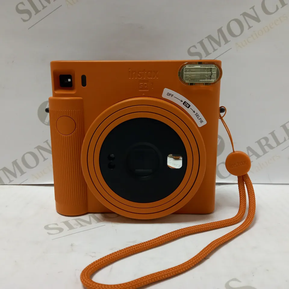 FUJIFILM INSTAX SQUARE SQ1 INSTANT CAMERA  RRP £146.99