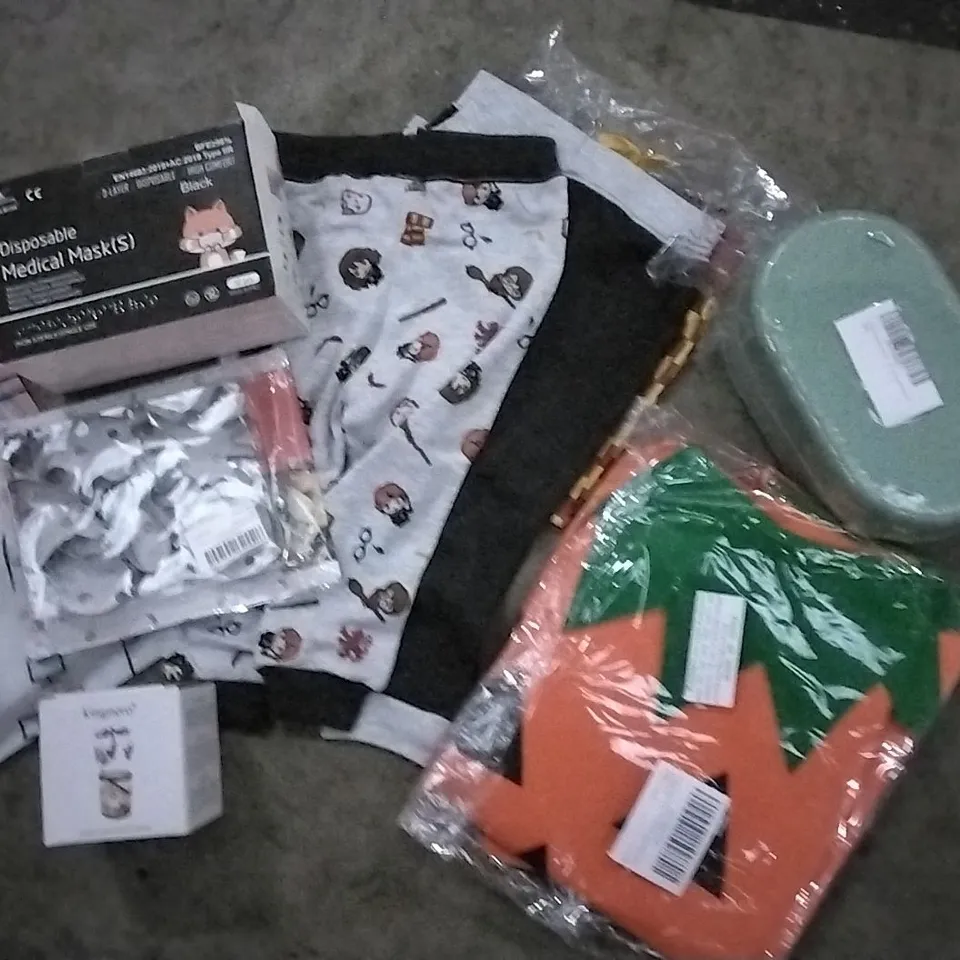 PALLET OF ASSORTED PRODUCTS TO INCLUDE; ADULTS FANCY DRESS, KIDS CLOTHING, CANDLE HOLDER, DISPOSABLE MASKS, OCEAN PACKS AND BACKPACKS