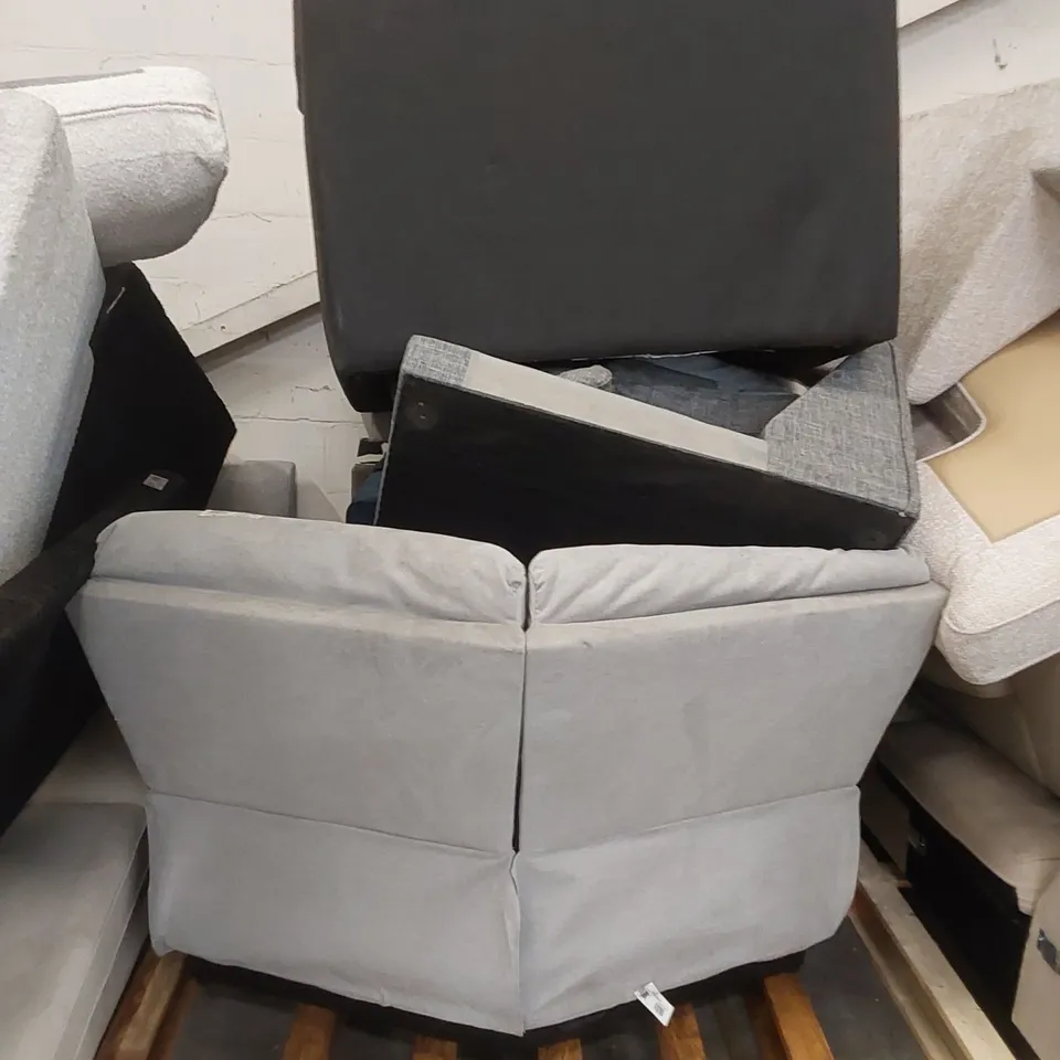 PALLET OF ASSORTED SOFA AND ARMCHAIR PARTS 