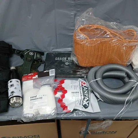 BOX OF APPROXIMATELY 15 ASSORTED ITEMS TO INCLUDE - DOG HARNESS, TOOLS BELT, AND COACH BOARD FOOTBALL ETC. 