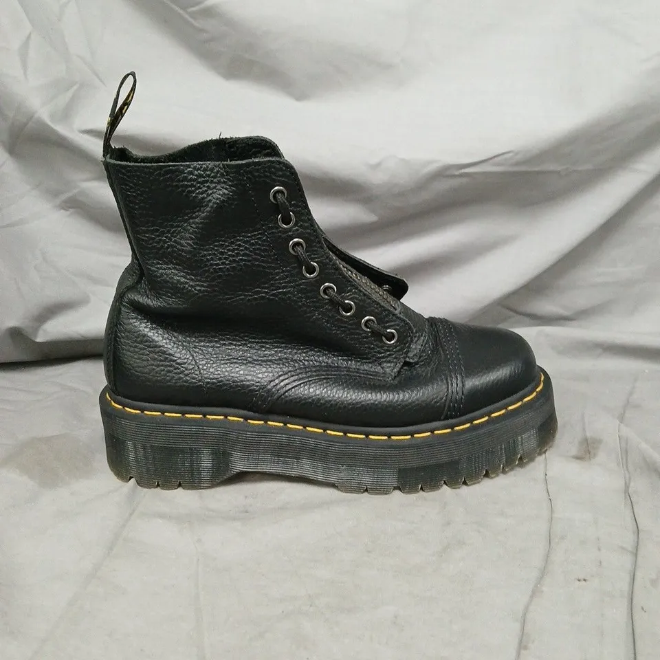 UNBOXED PAIR OF DR MARTENS BLACK LEATHER ANKLE BOOTS WITH YELLOW STITCHING AND AIRWAIR PULL TAB, SIDE ZIP - SIZE 8