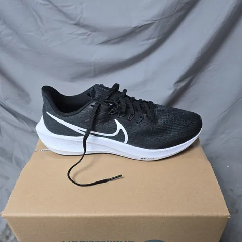 NIKE AIR ZOOM RUNNING SHOES – BLACK WITH WHITE SWOOSH UK 6