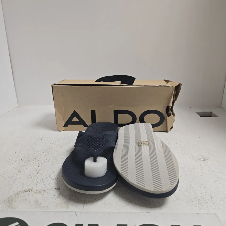 ALDO DAVEY-410 NAVY FLIP FLOPS – UK 10 (US 11, EU 44)