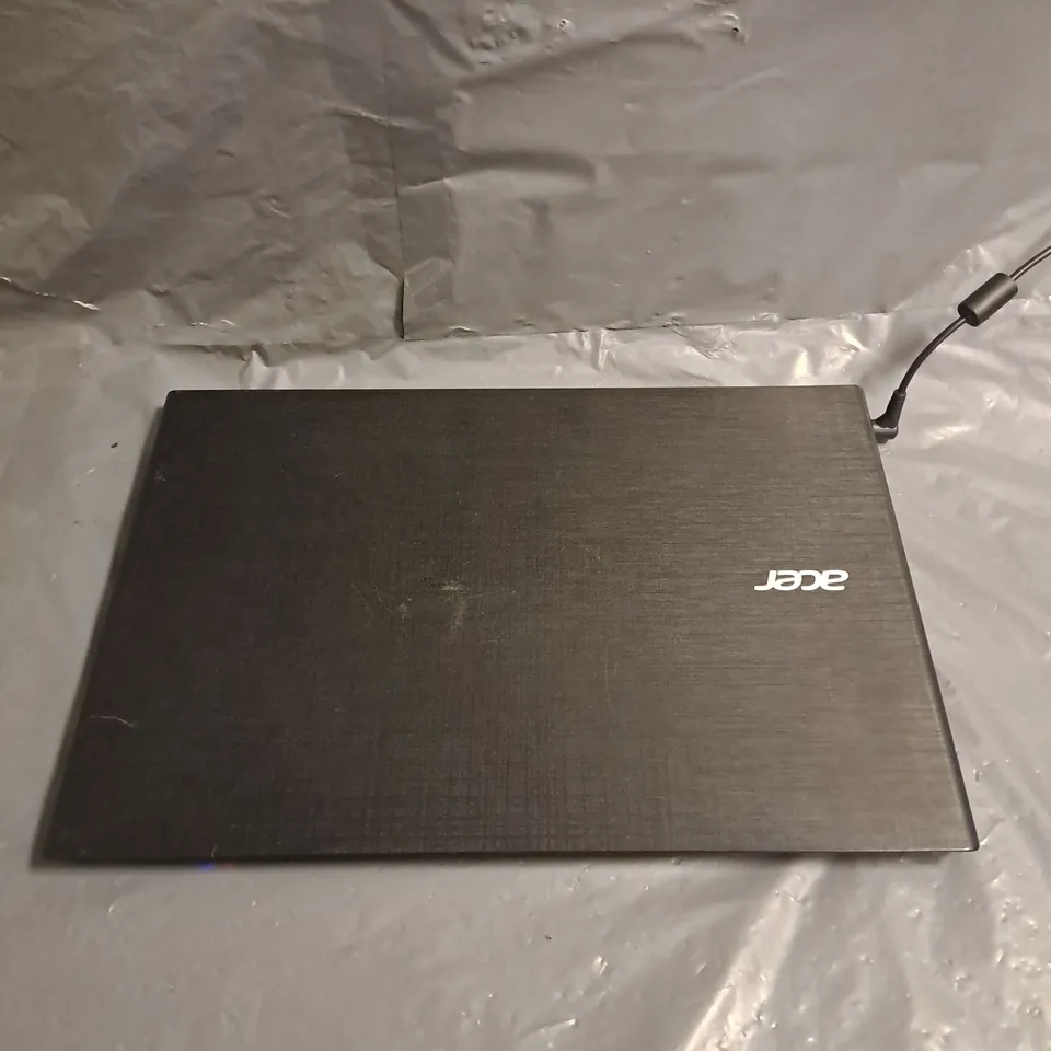 ACER TRAVELMATE P257 N15Q1 I5 5TH GEN 8GB RAM 120GB SSD WINDOWS 11 HOME CHARGER INCLUDED