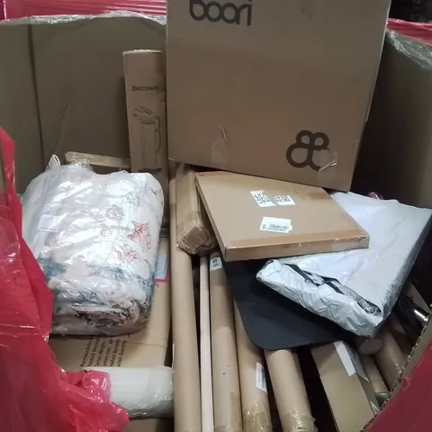 PALLET CONTAINING VARIOUS ASSORTED BOXED HOUSEHOLD ITEMS TO INCLUDE: RETRACTABLE SAFETY GATES, AREA RUGS, AND LOTS MORE UNMARKED BOXED ITEMS 