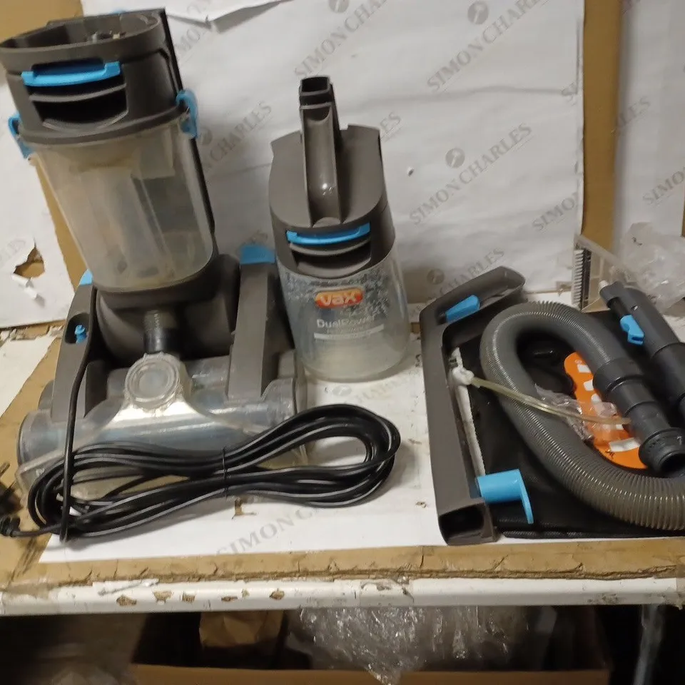 VAX DUAL POWER PET ADVANCE CARPET CLEANER