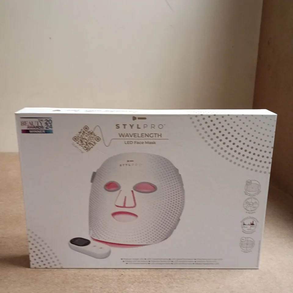 STYLEPRO WAVELENGTH LED FACE MASK