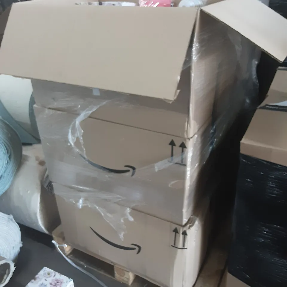 PALLET OF ASSORTED HOMEWARE ITEMS TO INCLUDE BOOKS, CRAFTS SUPPLIES, BAKING SUPPLIES ETC