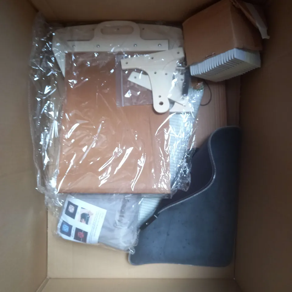 BOX OF APROXIMATELY 8 ASSORTED HOUSEHOLD ITEMS TO INCLUDE RUG, CORDOMATIC RETRACTABLE CLOTHES LINE, MIOSOLO REUSABLE NAPPY ETC 