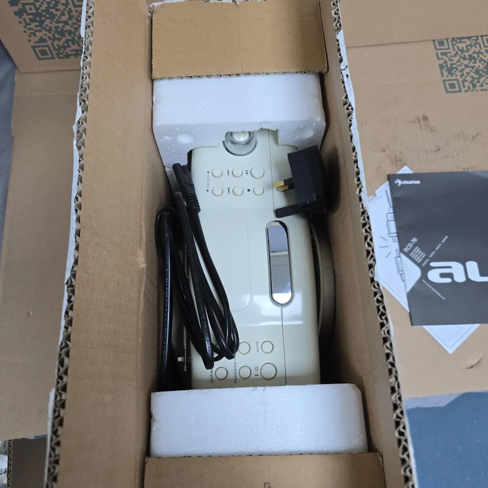 AUNA RCD-70 RETRO RADIO/CD PLAYER – CREAM