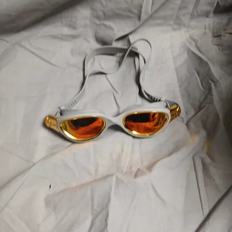 VENATOR-X POLARISED GOGGLES – WHITE FRAME WITH ORANGE LENSES