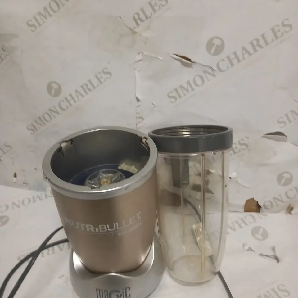 NUTRIBULLET 900W BLENDER CHAMPAGNE MULTI-FUNCTION SMOOTHIE MAKER