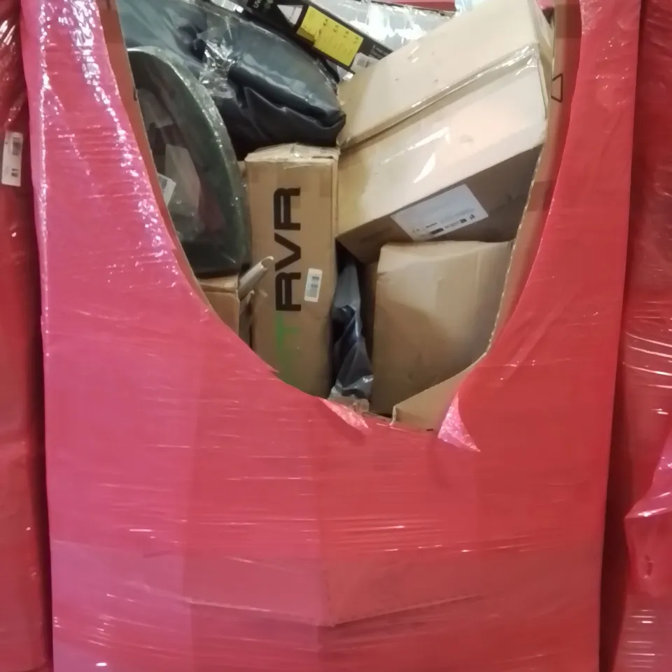 PALLET CONTAINING VARIOUS ASSORTED BOXED HOUSEHOLD ITEMS TO INCLUDE: CAMPING CHAIR, TERRARIUM LIGHTS, ROLLED MATTRESS AND LOTS MORE UNMARKED BOXED ITEMS 
