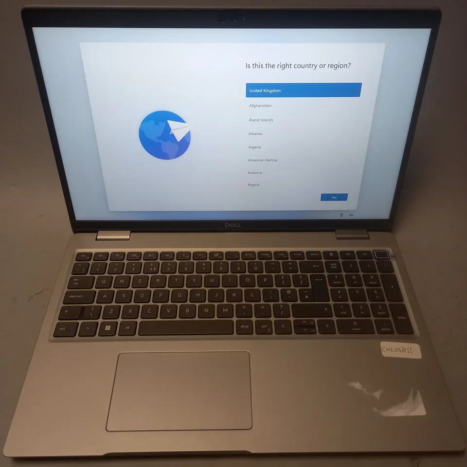 UNBOXED DELL LATITUDE 5530 CORE I-5 1235U 16GB RAM 512GB SSD LAPTOP IN SILVER