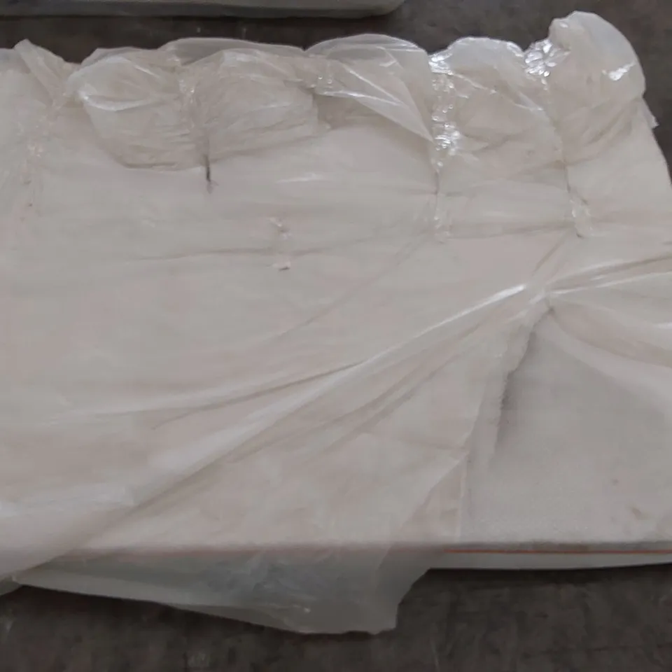 QUALITY BAGGED PLUSH COMFORT ESSENTIALS KING SIZE HYBRID MEMORY FOAM MATTRESS 