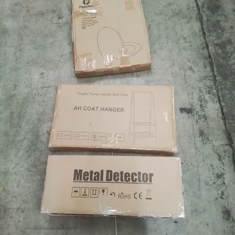 PALLET OF ASSORTED HOUSEHOLD GOODS AND PRODUCTS TO INCLUDE; TOILET SEAT, METAL DETECTOR, AH COAT HANGERS, BOXED FURNITURE ETC