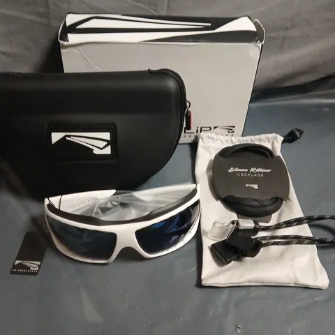 BOXED LIP-SUNGLASSES TYPOON IN GLOSS WHITE/BLACK