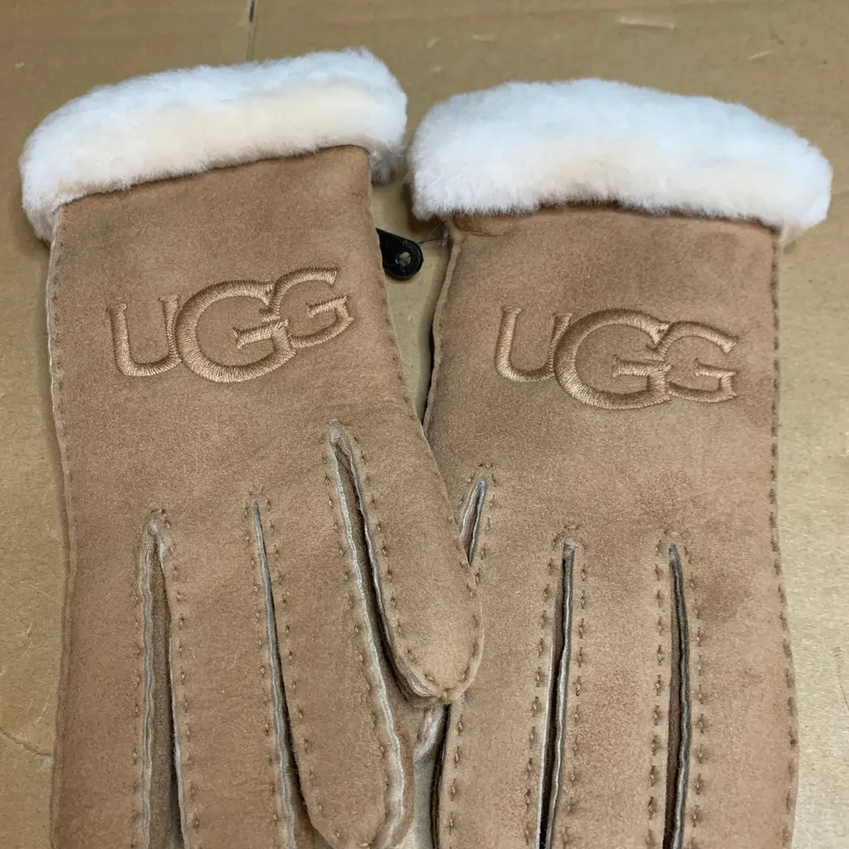 UGG SHEEPSKIN EMBROIDER GLOVES SIZE S