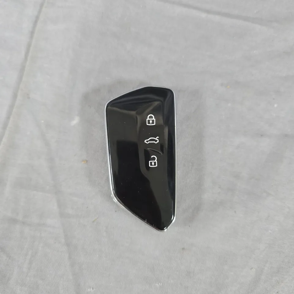 CUPRA BORN CAR KEY FOB – BLACK WITH SILVER TRIM, 3 BUTTONS (LOCK/UNLOCK/TRUNK)