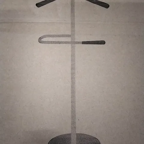 BOXED FREESTANDING VALET STAND