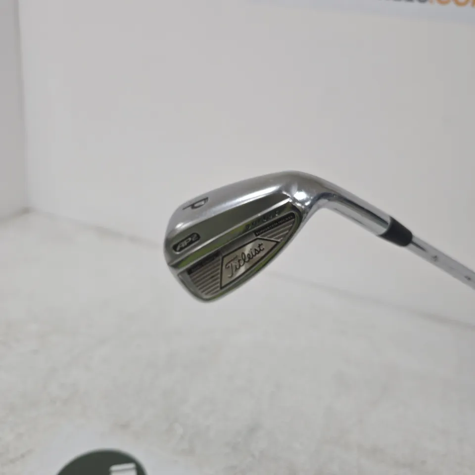 TITLEIST GOLF IRON – CAVITY-BACK, STEEL SHAFT 