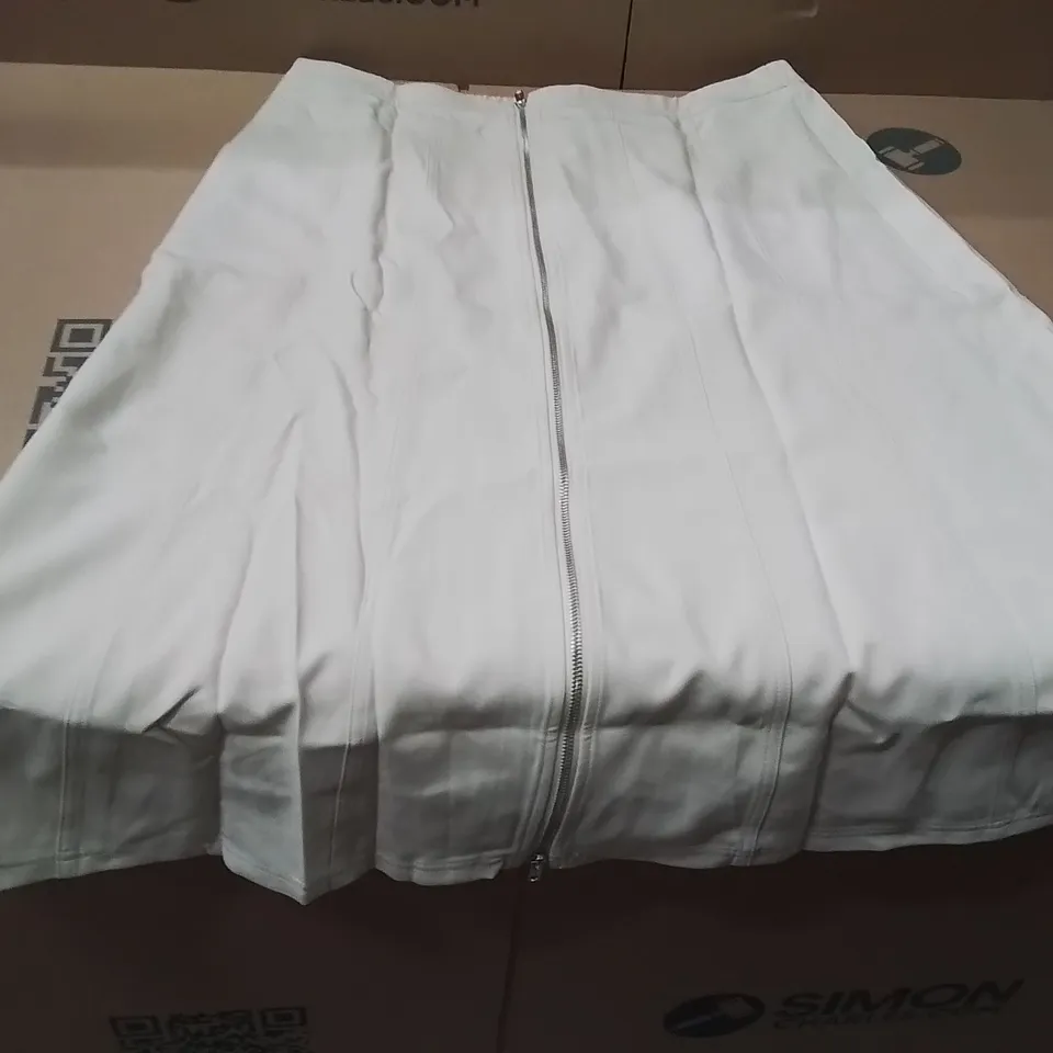BOXED BRAND NEW APPROXIMATELY 7 JD WILLIAMS UTILITY MAXI SKIRT TAUPE SIZE 20