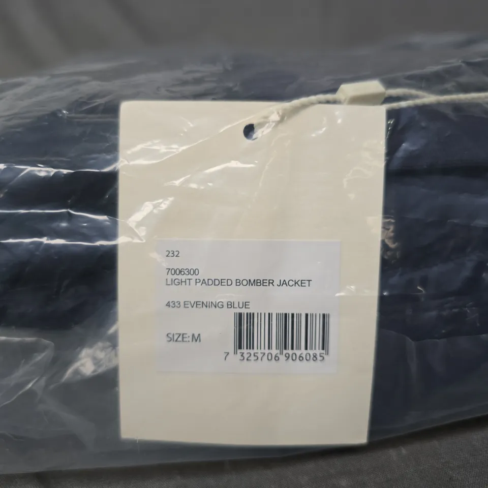 GANT LIGHT PADDED BOMBER JACKET – EVENING BLUE – SIZE M