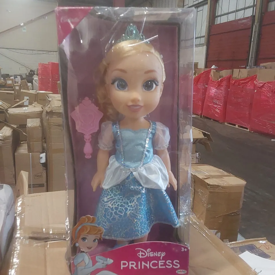 BOXED DISNEY PRINCESS CINDERELLA LARGE DOLL