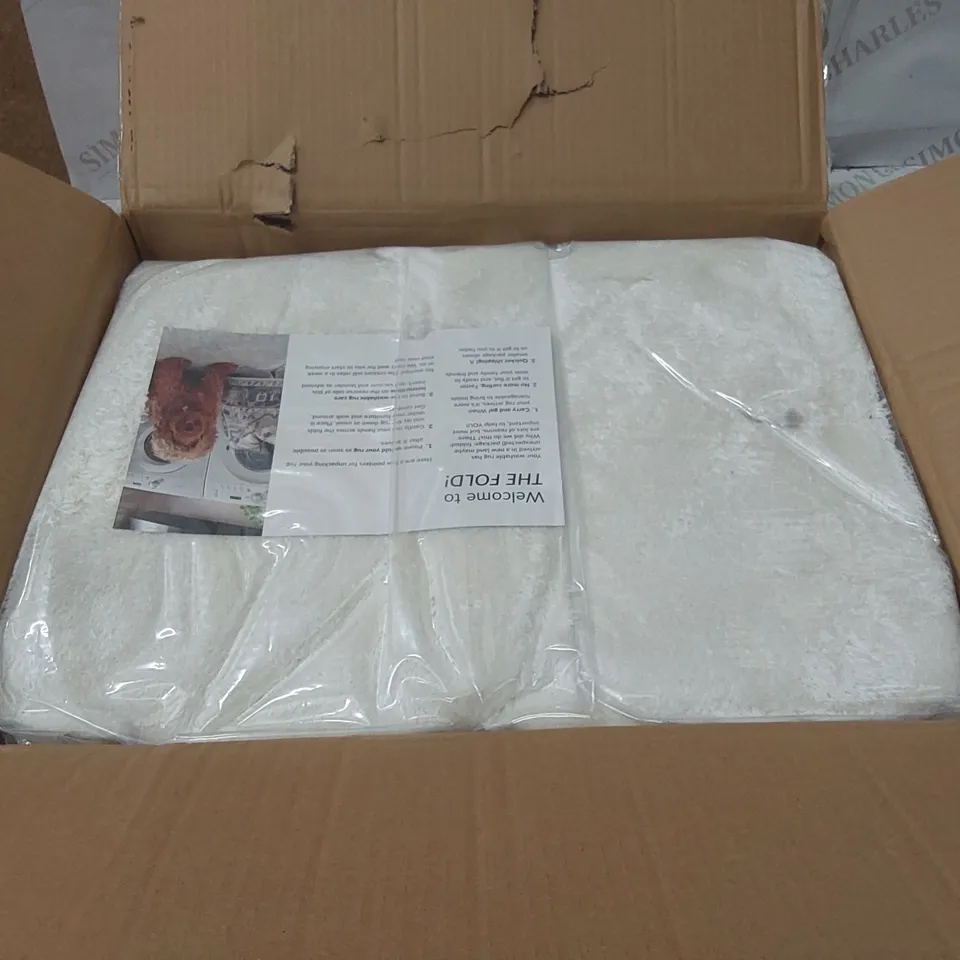 BOXED SOLID MACHINE WOMEN / POWER LOOMED OFF-WHITE RUG - 4 x 6'