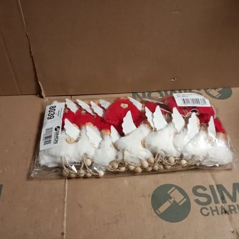 APPROXIMATELY 22 X GISELA GRAHAM RED/WHITE ANGEL CHRISTMAS HANGING DECORATIONS