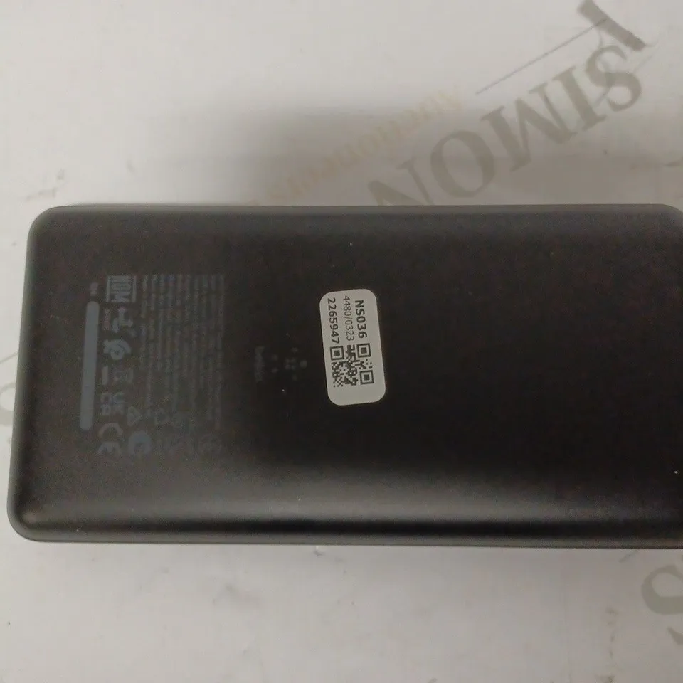 BELKIN POWER BANK USB + TYPE C