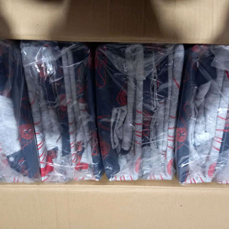 BRAND NEW BOX OF APPROX 4 BRAND NEW EASY CARE DUVET SET WITH 2 PILLOW CASES - KING SIZE