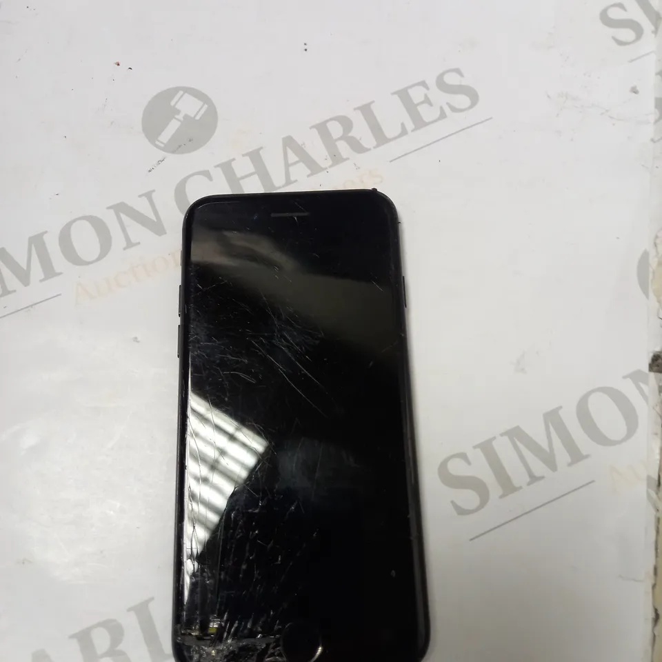 APPLE IPHONE 7 MODEL A1778