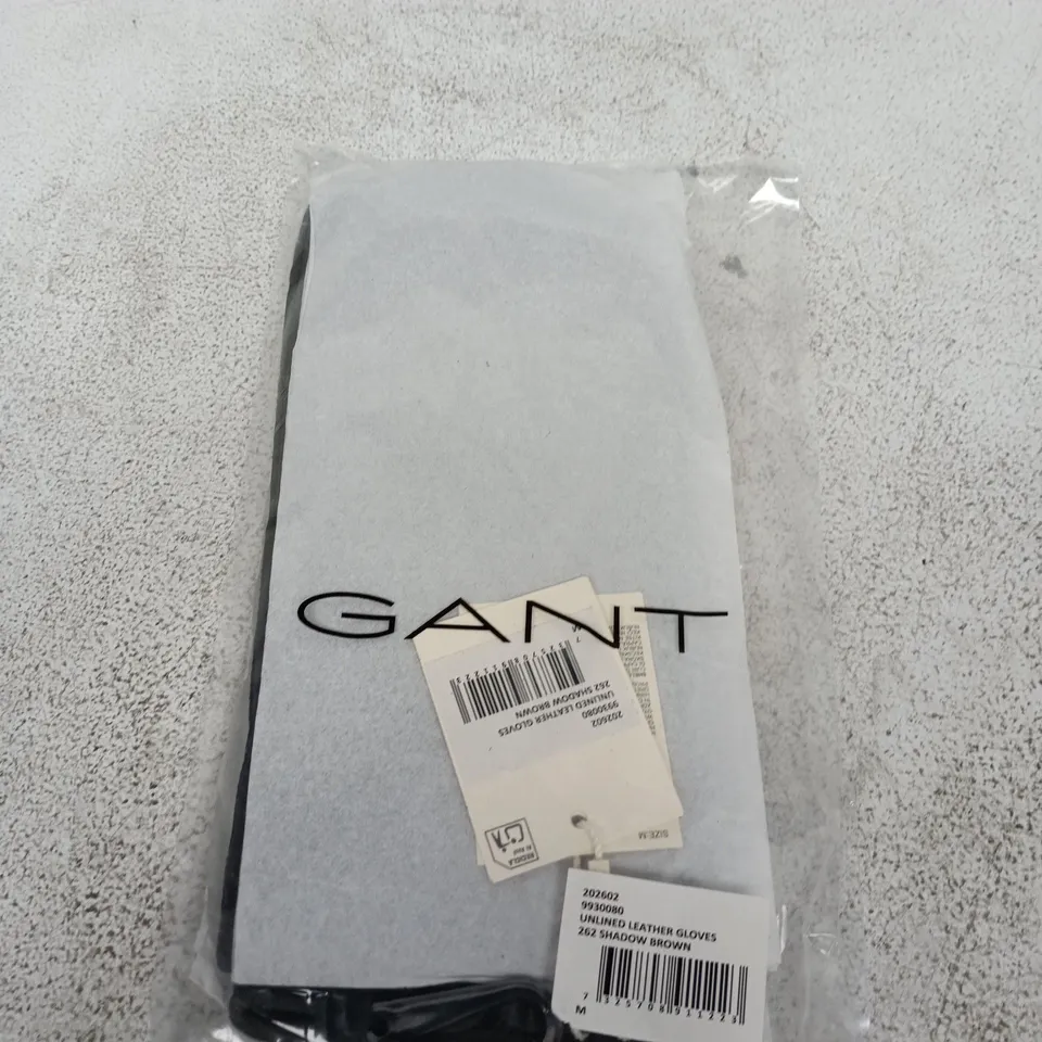 BAGGED GANT UNLINED LEATHER GLOVES - SIZE M