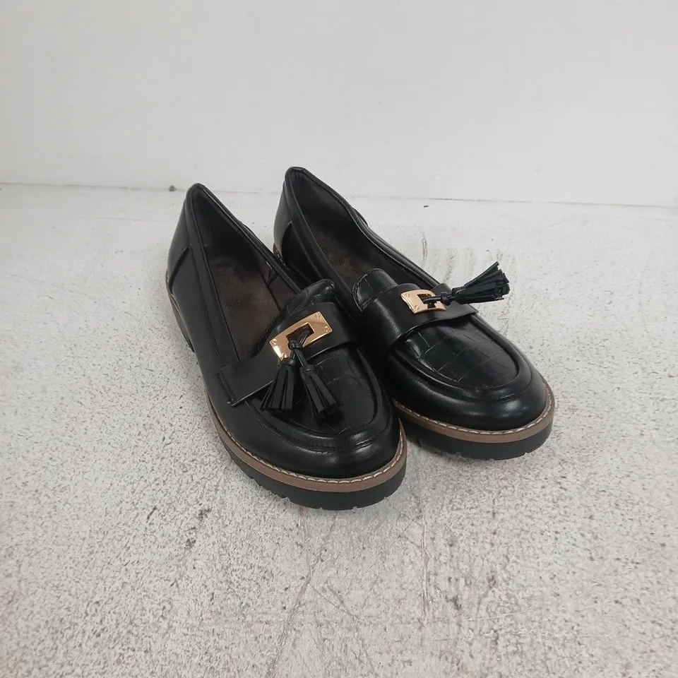 SOLEFLEX BLACK LEATHER TASSEL LOAFERS – WOMEN'S SIZE 6