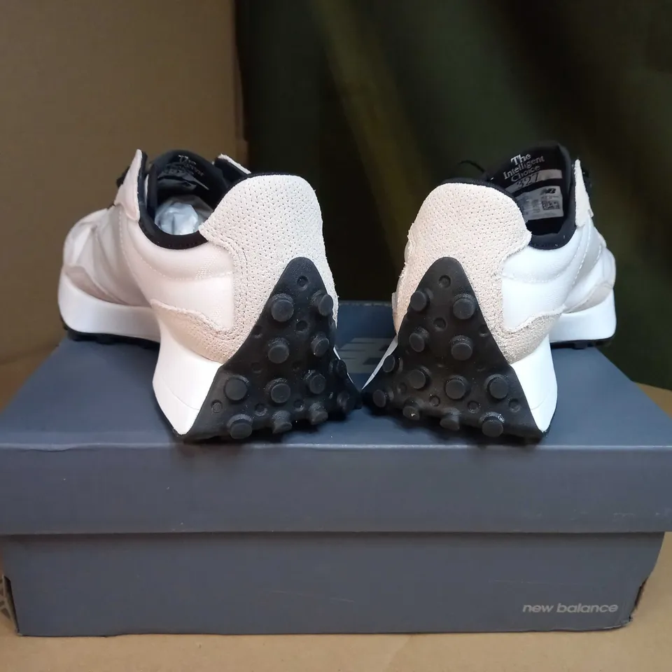 BOXED PAIR OF NEW BALANCE BEIGE/LEOPARD PRINT TRAINERS SIZE 5.5