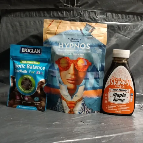 APPROXIMATELY 10 ASSORTED FOOD AND DRINK ITEMS TO INCLUDE MAPLE SYRUP, CHOC BALLS, ETC