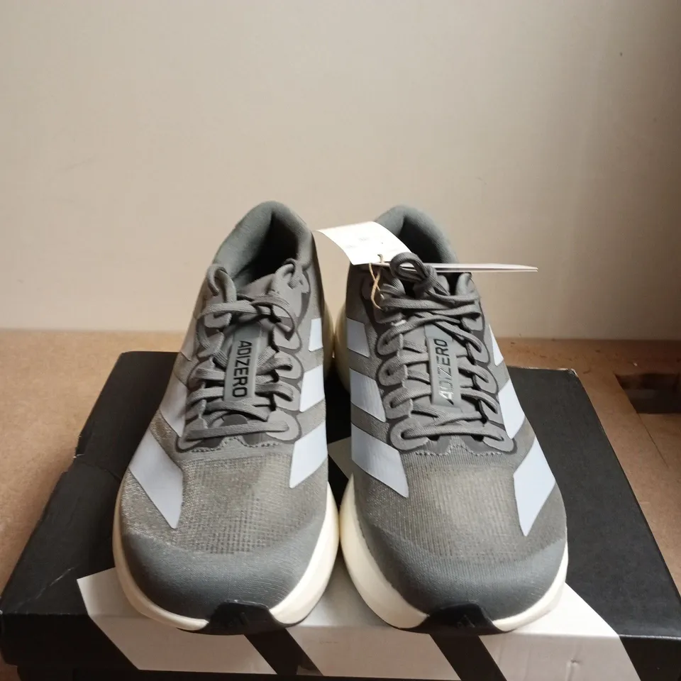 BOXED PAIR OF ADIZERO EVO SL M RUNNING SHOES – ADIDAS, GREY/WHITE, UK 9